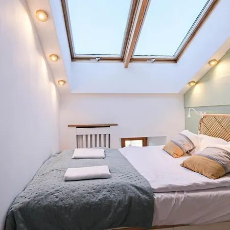 アパート Cozy Loft Under The Wawel Sky