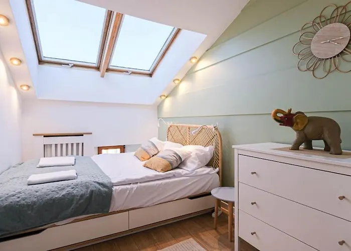 Cozy Loft Under The Wawel Sky Apartment