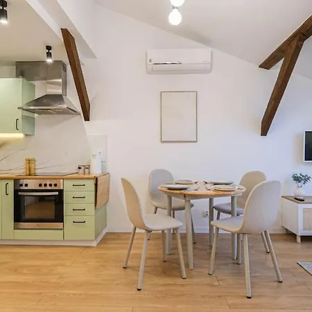 Cozy Loft Under The Wawel Sky Krakov