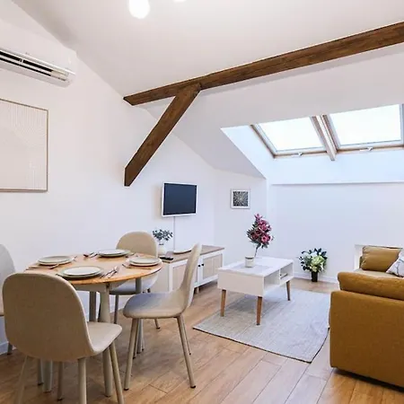 Cozy Loft Under The Wawel Sky Apartmán *